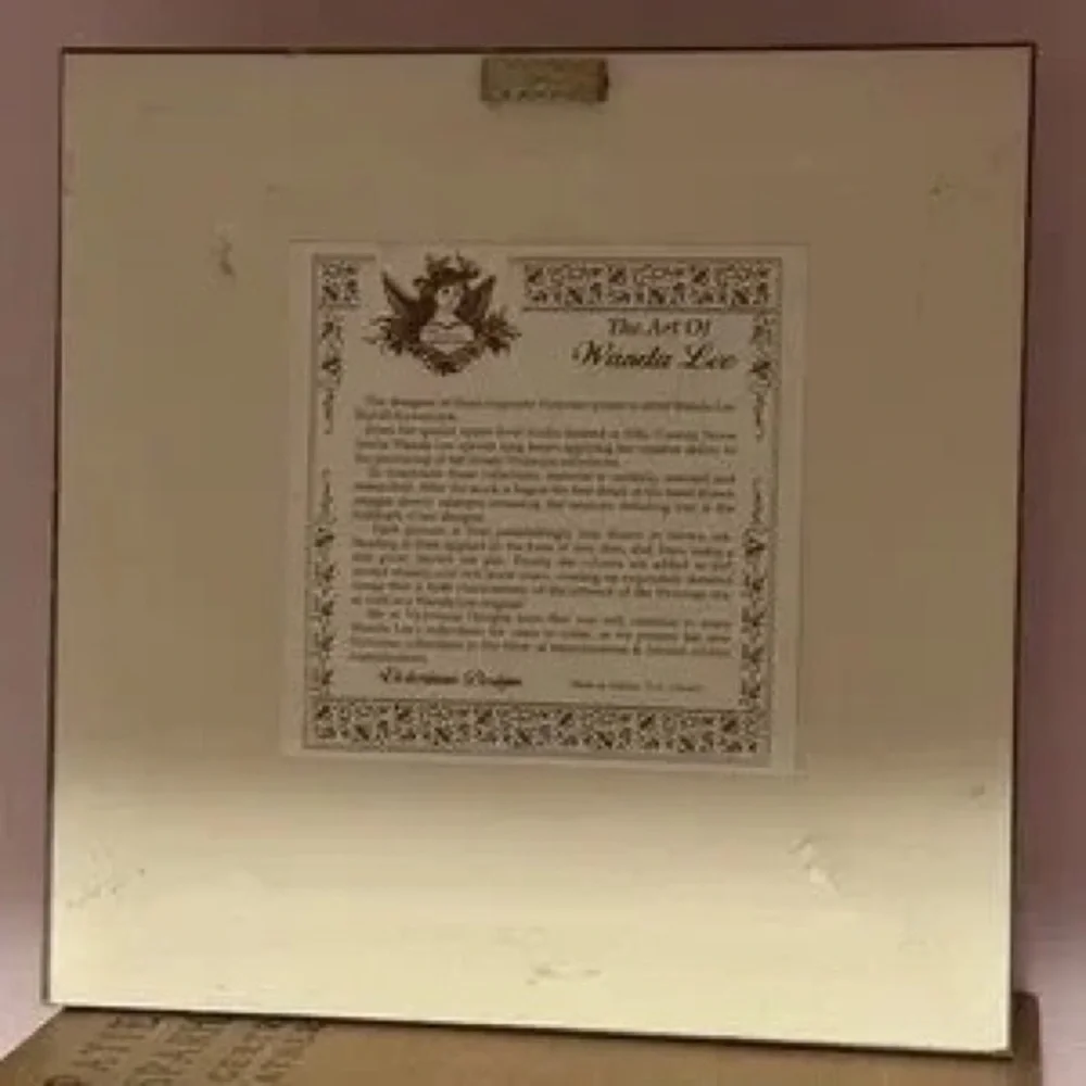 Framed Floral Heart Artwork in Silver and Pink